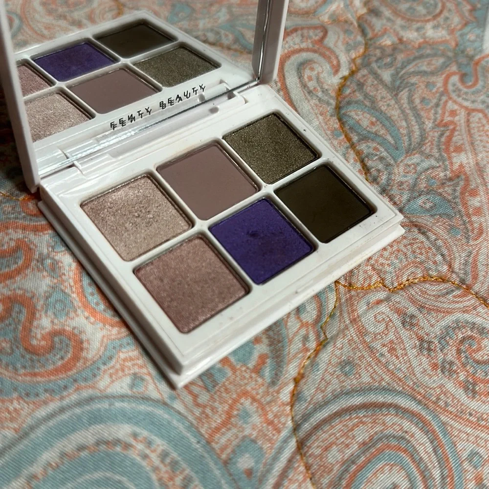 Fenty Beauty Snap Shadows Palette
